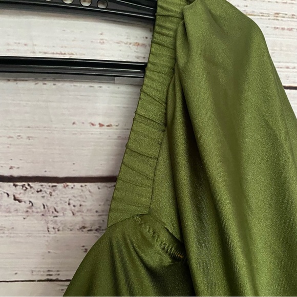 NWT Fe Noel Metallic Puff Sleeve Cut Out Medium Coverage One Piece Swimsuit - Picture 13 of 14